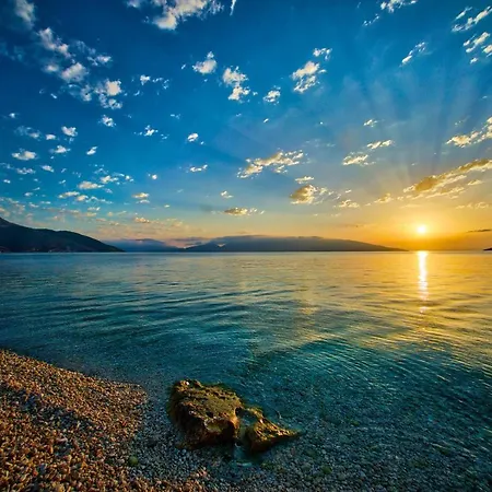 Mema's Appartamento Agia Efimia