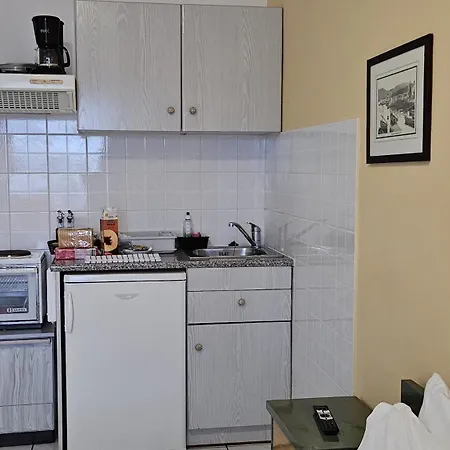 Mema's * Agia Efimia